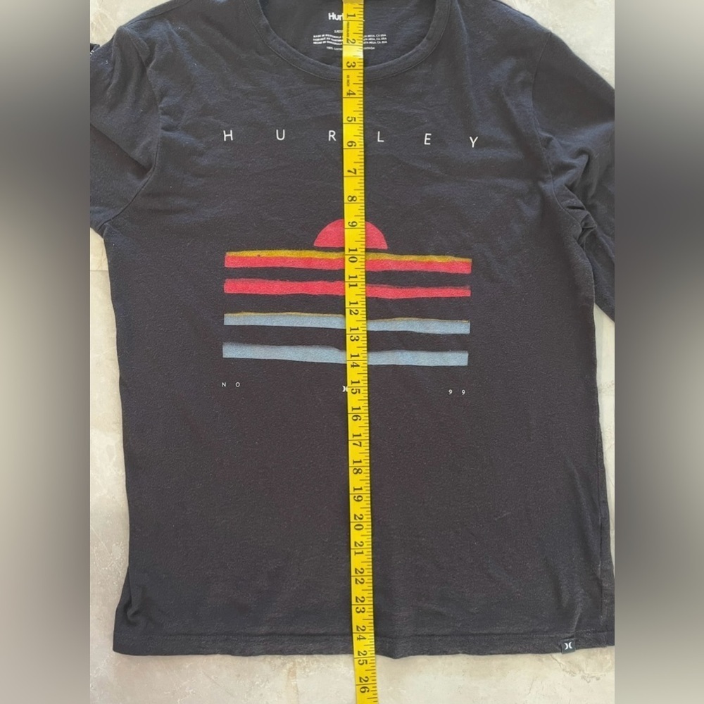 Hurley T-shirt Size XS Color Black Long Sleeve Crew Neck Collar Graphics Cotton - Picture 2 of 4
